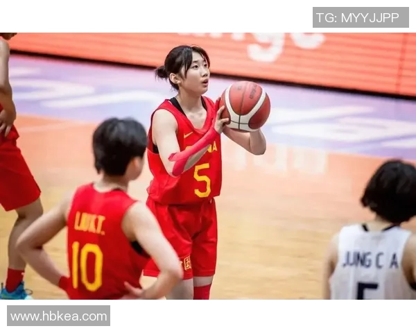 中国女篮与加美女篮激战正酣谁能在国际赛场上笑到最后 中国女篮与加美女篮激战正酣谁能在国际赛场上笑到最后