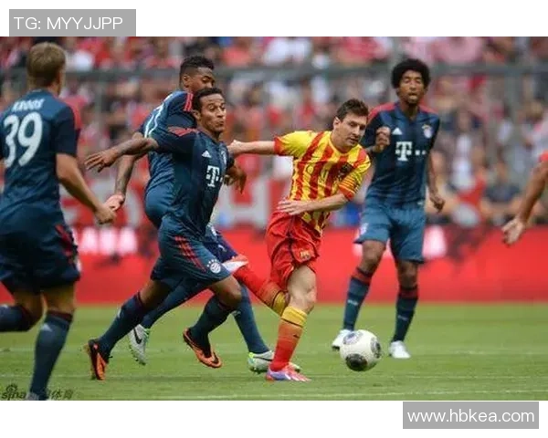 巴萨与拜仁历史交锋回顾两队经典对决与战绩分析