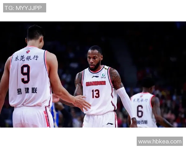 广东宏远队与深圳队激战正酣谁将赢得这场精彩对决的胜利